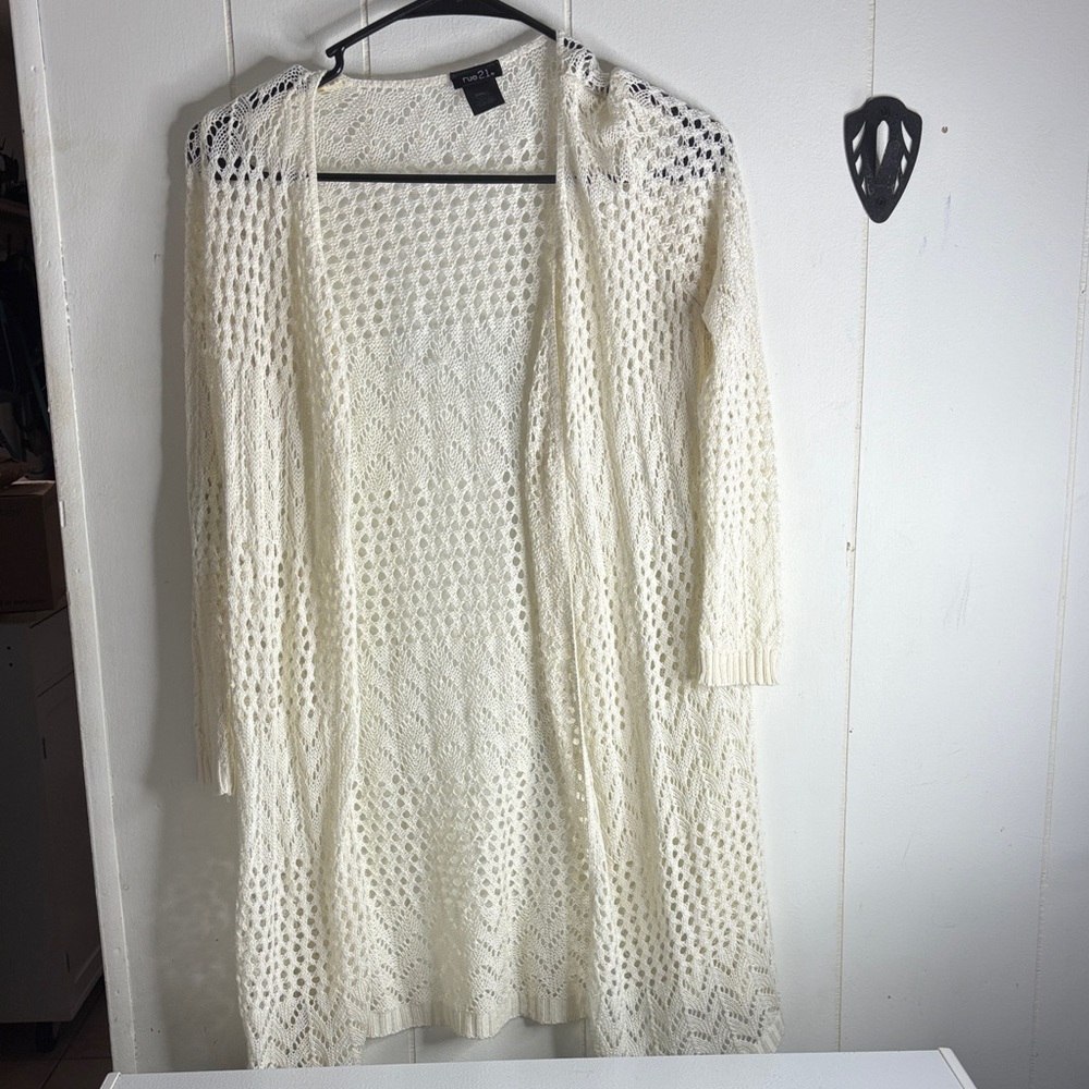 276 - Elegant Cream / White Open-Knit Sweater